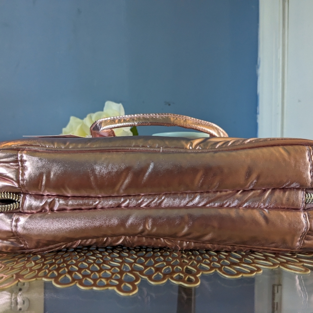 NEW Marc Jacobs Perfect Metallic Pink Soft Structured Organizer Travel Bag Case - Picture 3 of 9